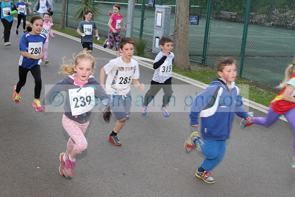 Photo by Vincent Campbell - photo sales help charity